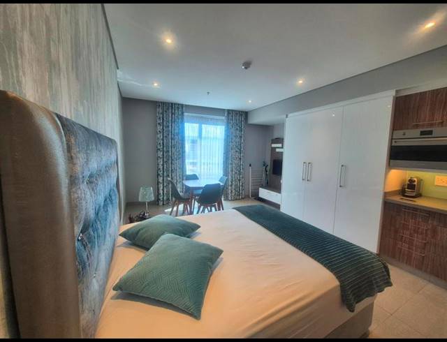 1 BEDROOM APARTMENT FOR SALE IN UMHLANGA ROCKS